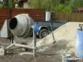 Mieszanka betonowa: Jak zrobić trwały beton z domieszkami MC?
