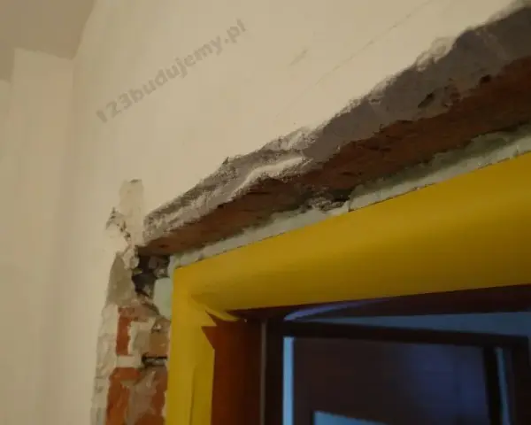 Obróbka ościeżnicy krok po kroku: wybierz najlepszą metodę!