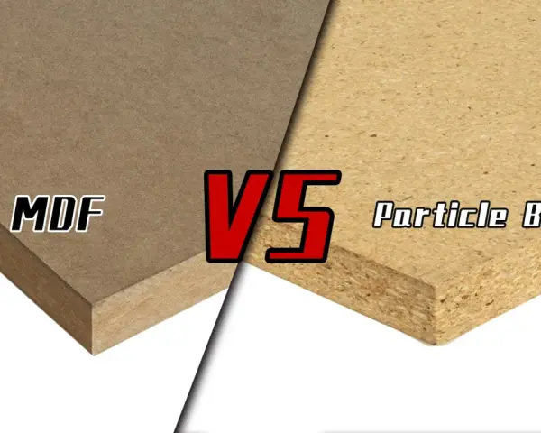 Porównanie płyty MDF i płyty wiórowej. Gładka powierzchnia MDF kontra ziarnista płyta wiórowa.